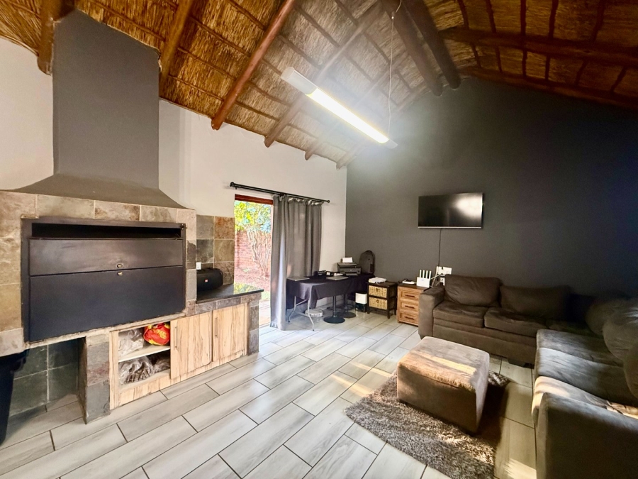 3 Bedroom Property for Sale in Melodie North West